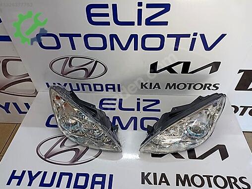 Hyundai i30 Sağ Ön Far çıkma parça