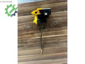 HYUNDAİ İ30 SOL ÖN KAPI KİLİDİ ORİJİNAL ÇIKMA 81310-A6100