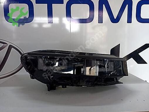 Hyundai Ioniq 5 Sağ Ön Far çıkma parça