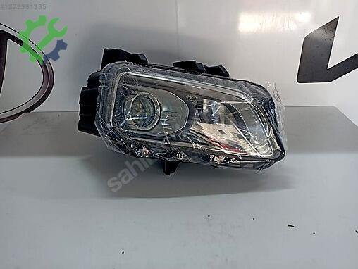 Hyundai Kona Sağ Ön Far çıkma parça