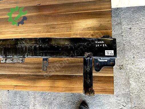 Hyundai Kona Ön Tampon Demiri çıkma parça
