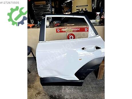 Hyundai Kona Sol Arka Kapı çıkma parça