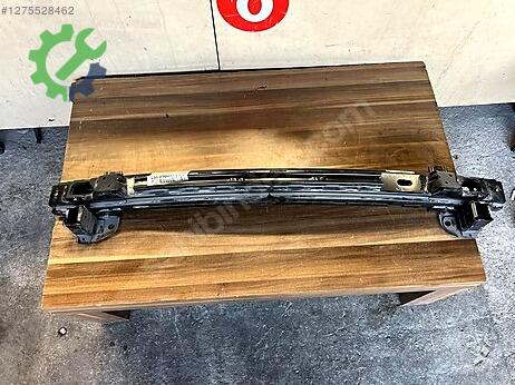 Hyundai Santa Fe Ön Tampon Demiri çıkma parça