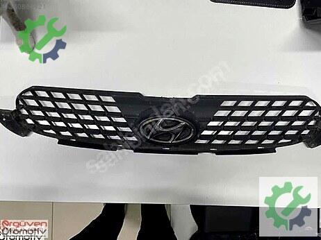 Hyundai Starex Ön Panjur çıkma parça