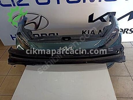 Hyundai Staria Ön Panjur çıkma parça