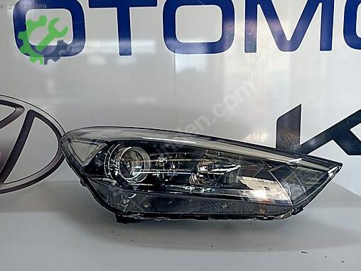 Hyundai Tucson Sağ Ön Far çıkma parça