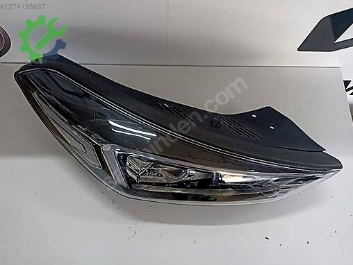 Hyundai Tucson Sağ Ön Far çıkma parça
