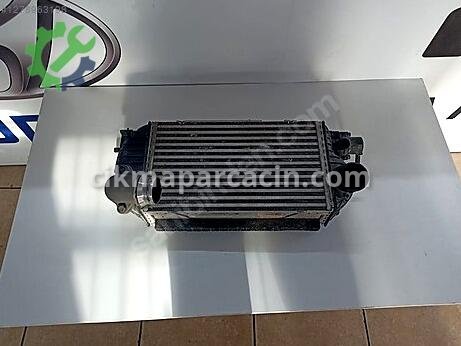 Hyundai Tucson Radyatör çıkma parça