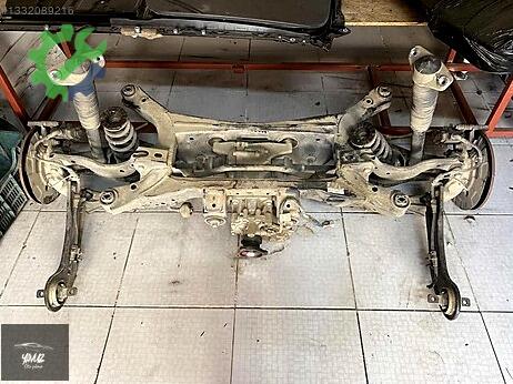 Hyundai Tucson Arka Dingil çıkma parça