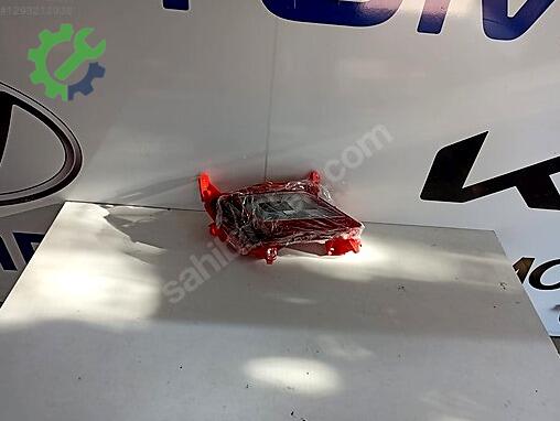 Hyundai Tucson Tampon Reflektörü çıkma parça
