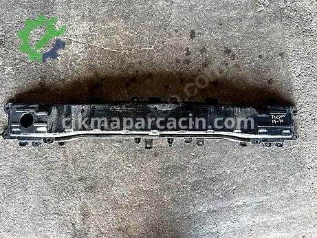 Hyundai Tucson Arka Tampon Demiri çıkma parça