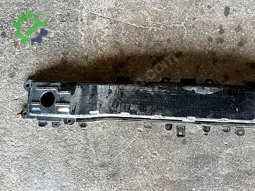 Hyundai Tucson Arka Tampon Demiri çıkma parça