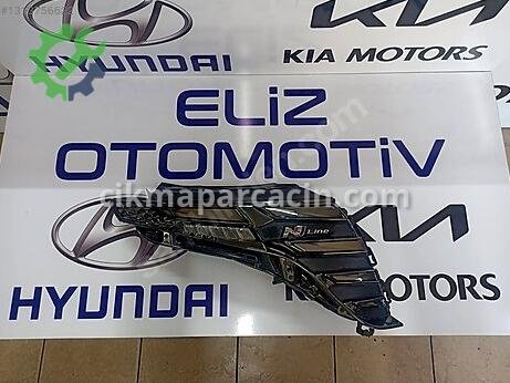Hyundai Tucson Sağ Ön Far çıkma parça