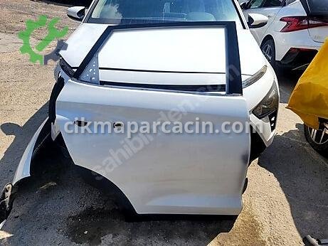 Hyundai Tucson Sağ Arka Kapı çıkma parça