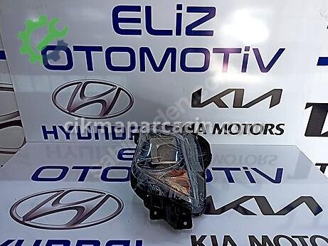 Hyundai Tucson Sağ Ön Far çıkma parça