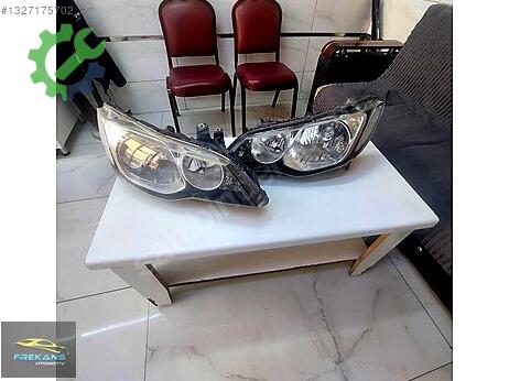 Honda Civic Sağ Ön Far çıkma parça