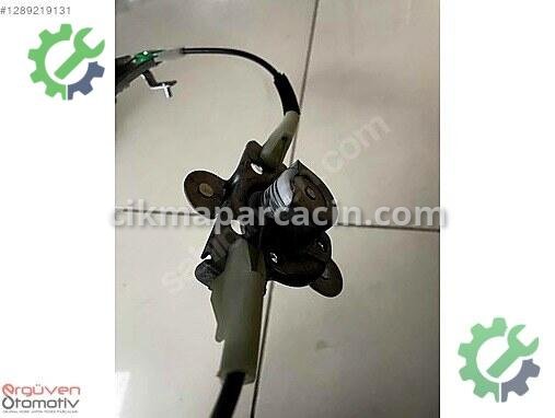 Hyundai Accent Sağ Arka Cam Krikosu 83402-22000 çıkma parça