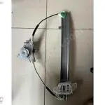 Hyundai Accent 95-00 Frezeli Sol Ön Cam Krikosu 82403-22011