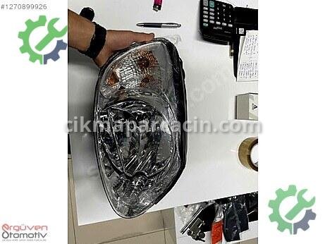 Hyundai Accent Sağ Ön Far çıkma parça