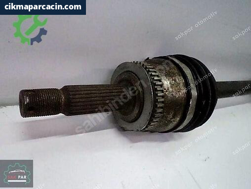 Hyundai Elantra Sağ Ön Aks 49500-2D013 çıkma parça