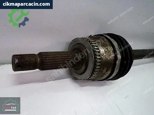 Hyundai Elantra Sağ Ön Aks 49500-2D013 çıkma parça
