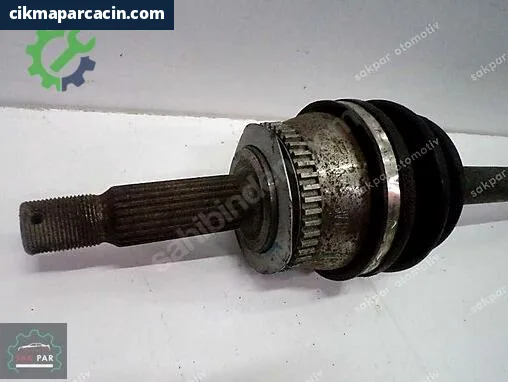 Hyundai Elantra Sağ Ön Aks 49500-2D112 çıkma parça