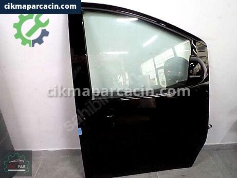 Hyundai Staria Sağ Ön Kapı çıkma parça