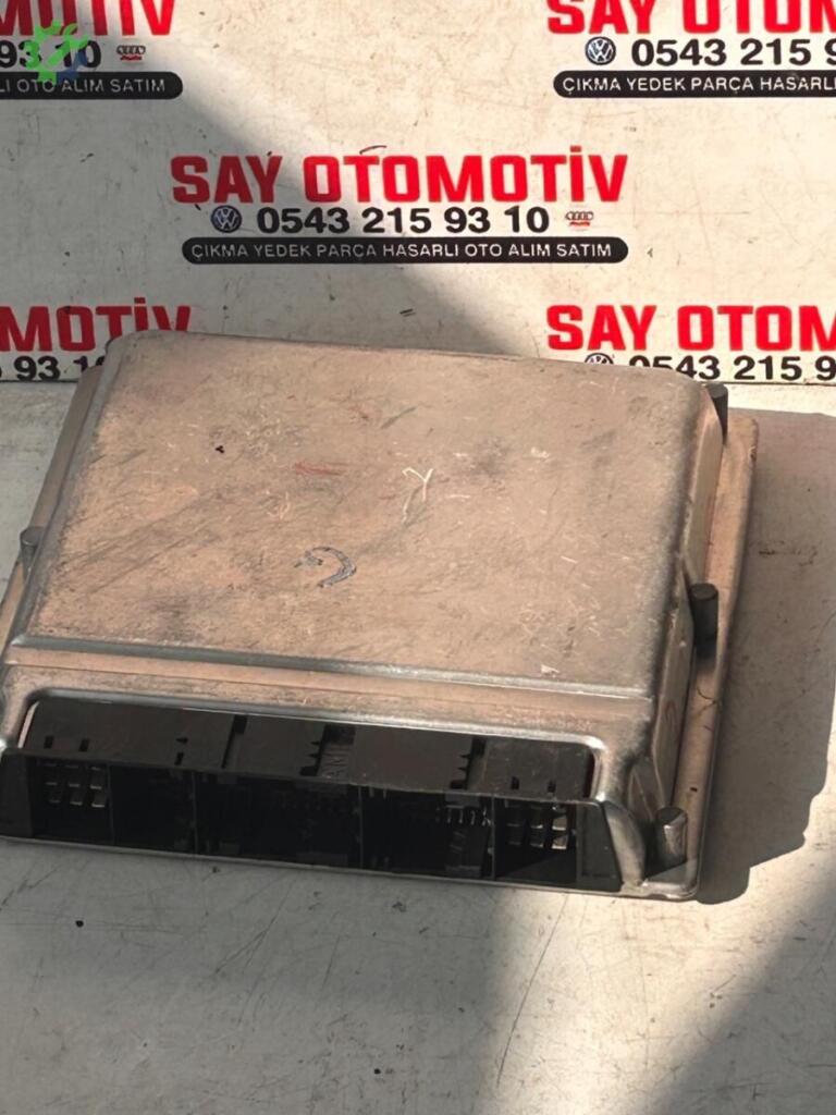 Mercedes-Benz C200 Motor Beyni A1111533079 çıkma parça