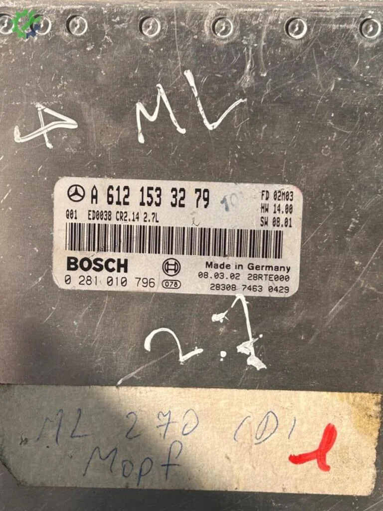 Mercedes-Benz ML Motor Beyni A6121533279 çıkma parça