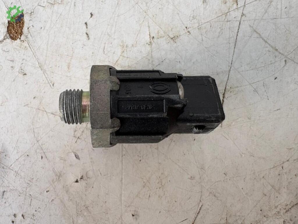 Dacia Dokker Vuruntu Sensörü 7700868055 çıkma parça