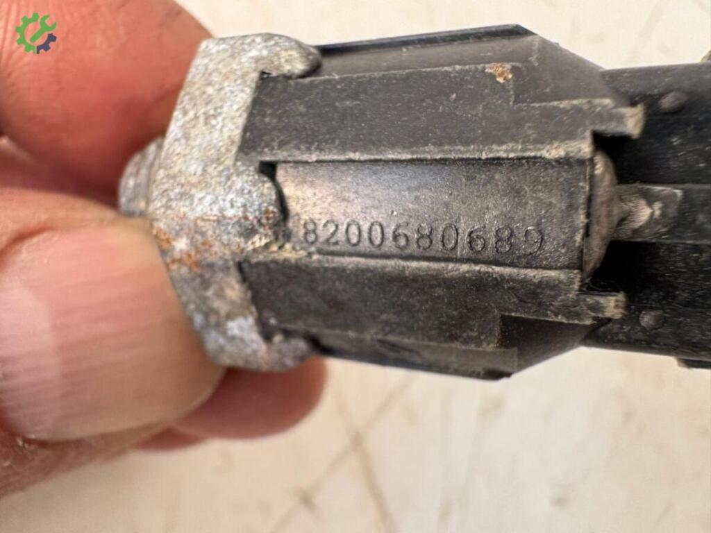 Dacia Dokker Vuruntu Sensörü 7700868055 çıkma parça