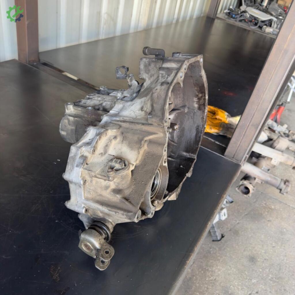 Nissan Primera Manuel Şanzıman 4M40 çıkma parça