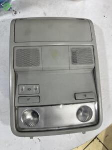 Golf5-Jetta 2006-2010 Çıkma Tavan Lambası