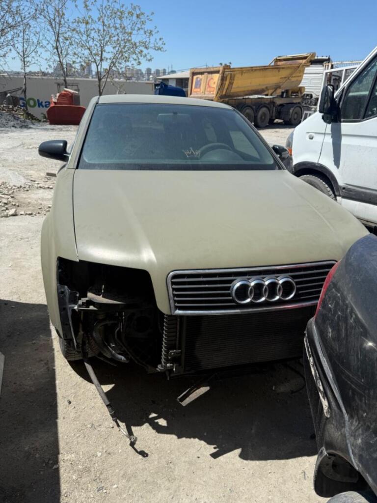 AUDİ A4 B6 TÜM PARÇALAR MEVCUT