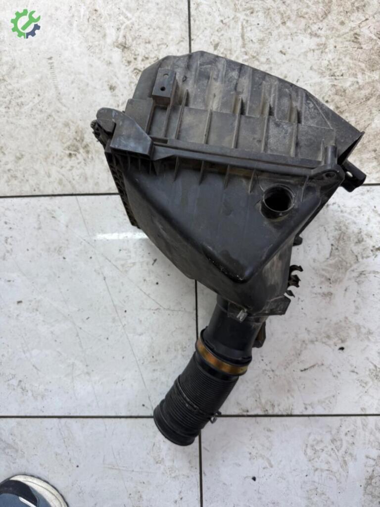 Audi A4 Hava Filtresi Kutusu çıkma parça