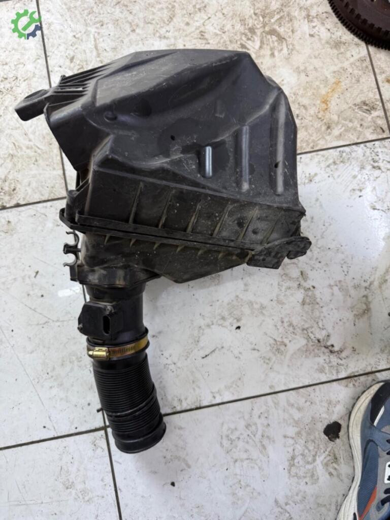 Audi A4 Hava Filtresi Kutusu çıkma parça