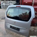 PEUGEOT RİFTER BAGAJ KAPAĞI HATASIZ DOLU