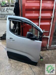 Peugeot Rifter Sağ Ön Kapı Dolu Hatasız
