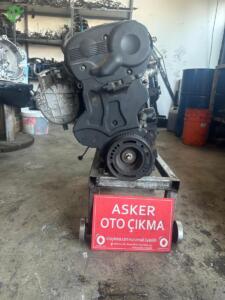 Zafira 1.8 motor komple