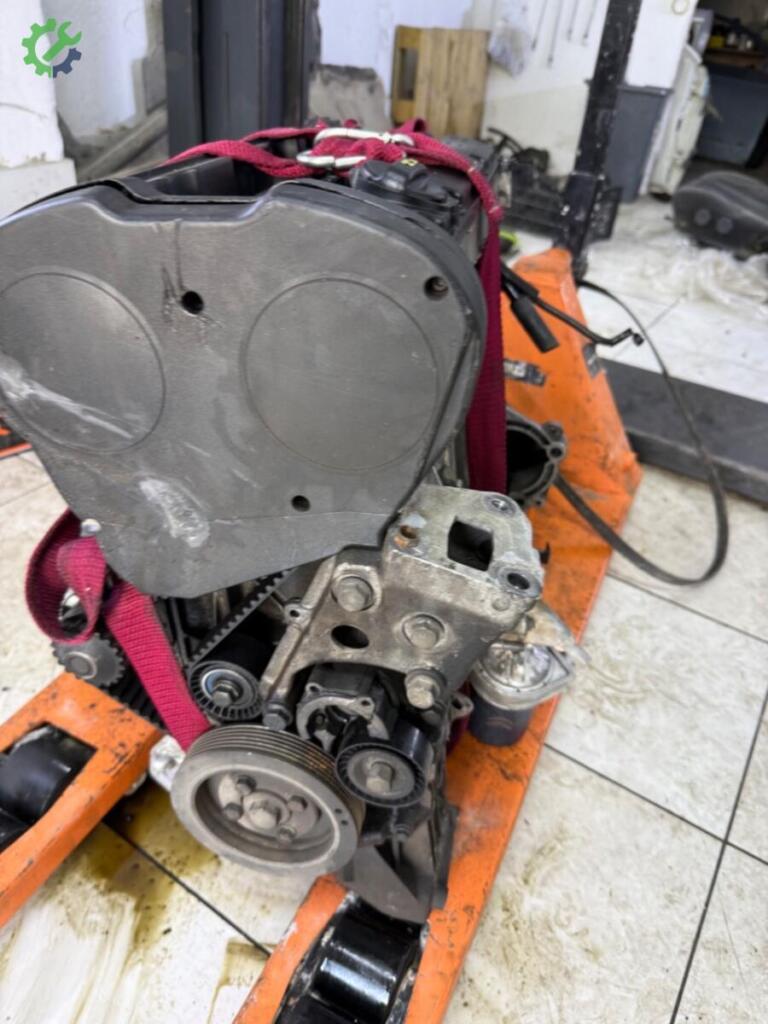 Peugeot 206 Komple Motor çıkma parça