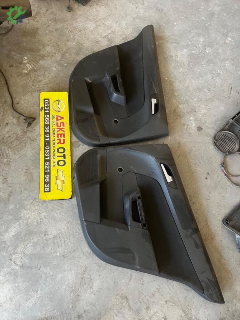 Opel Astra Sol Arka Kapı çıkma parça