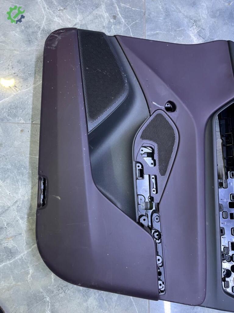 Porsche Macan Kapı Döşemesi 95C867012 çıkma parça