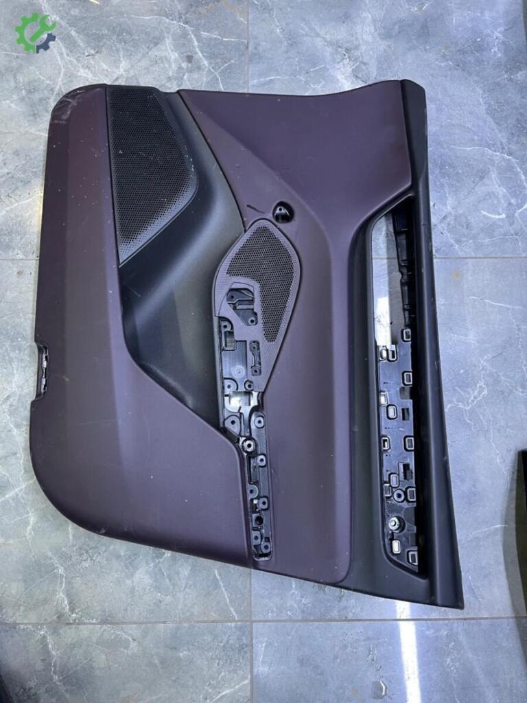 Porsche Macan Kapı Döşemesi 95C867012 çıkma parça