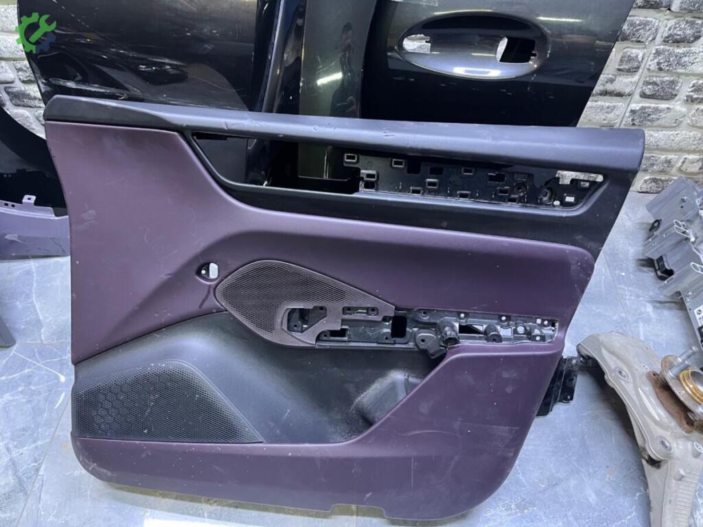 Porsche Macan Kapı Döşemesi 95C867012 çıkma parça