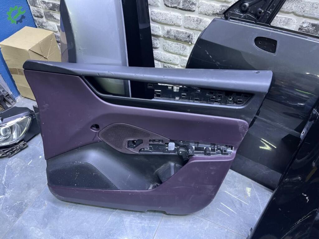 Porsche Macan Kapı Döşemesi 95C867012 çıkma parça