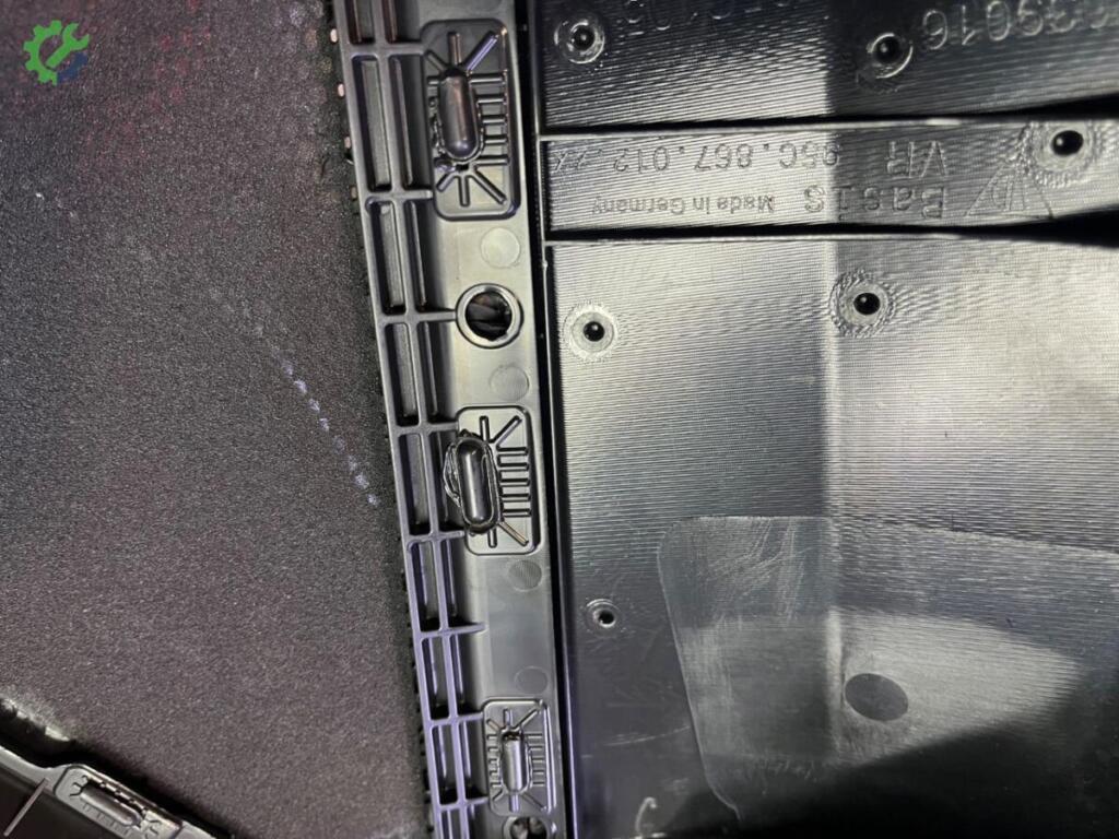 Porsche Macan Kapı Döşemesi 95C867012 çıkma parça