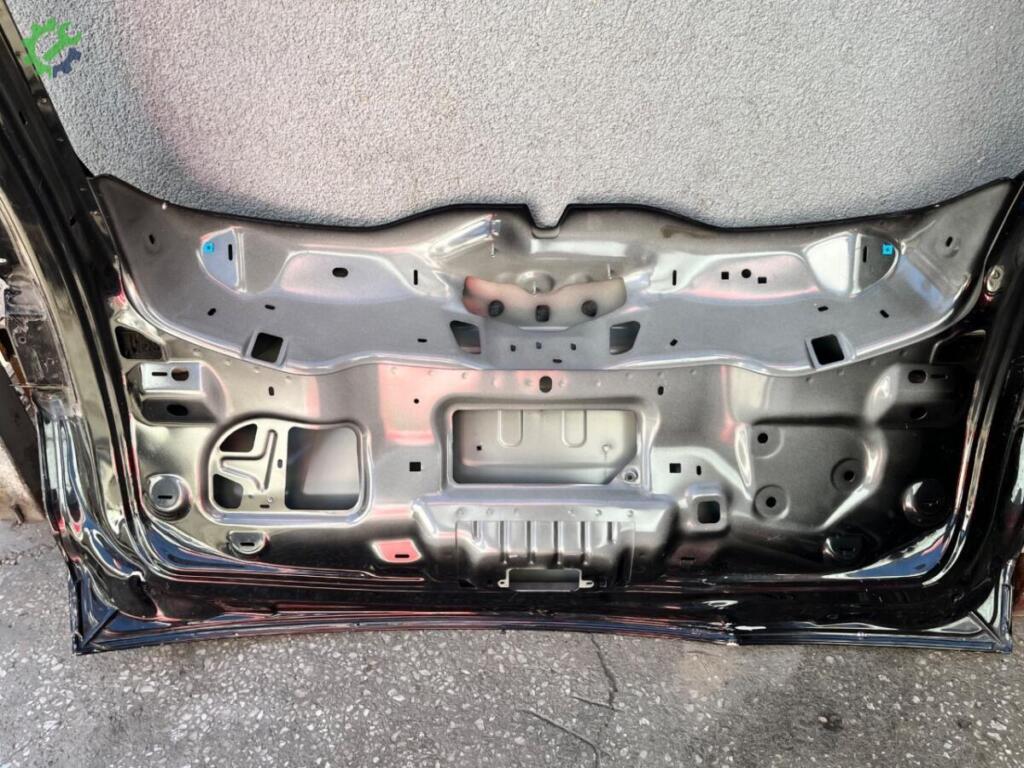 Maserati Grecale Bagaj Kapağı çıkma parça