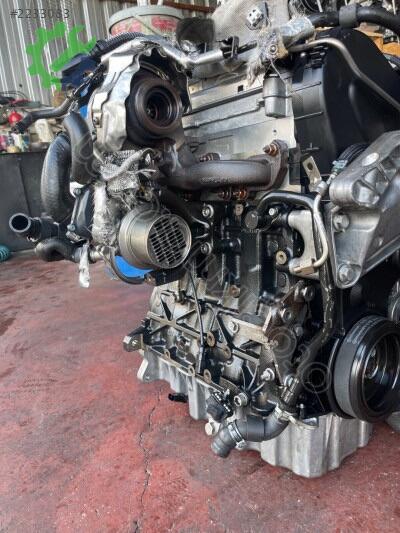 Volkswagen Golf Komple Motor çıkma parça