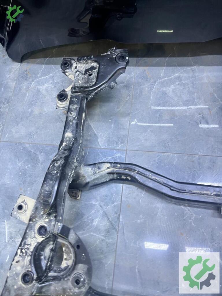 Mercedes-Benz Vito Travers çıkma parça