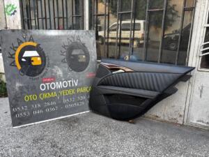 MERCEDES W211 Orijinal Çıkma Sağ Arka Kapı Döşemesi
